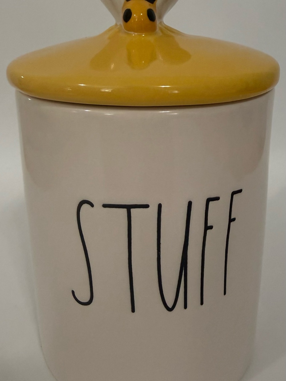 Rae Dunn Artesian Collection by Magenta STUFF Canister w/ Bumble Bee Handle 🐝